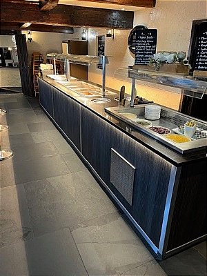 LOCAL RESTAURANT SERVERY